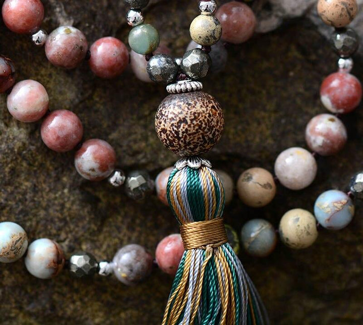 Vintage Halskette mit 8mm Natursteinen, Pyrit, bunte Quaste, Damen Lariat Yoga Schmuck.