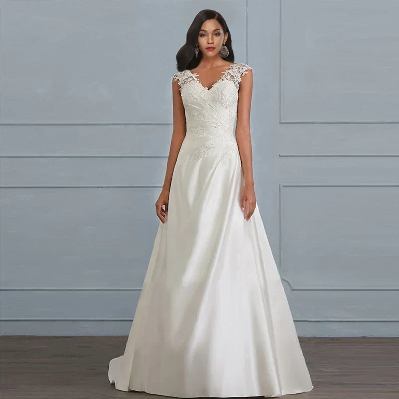 Damen Brautkleid aus Spitze, Weiß, Elegantes Design