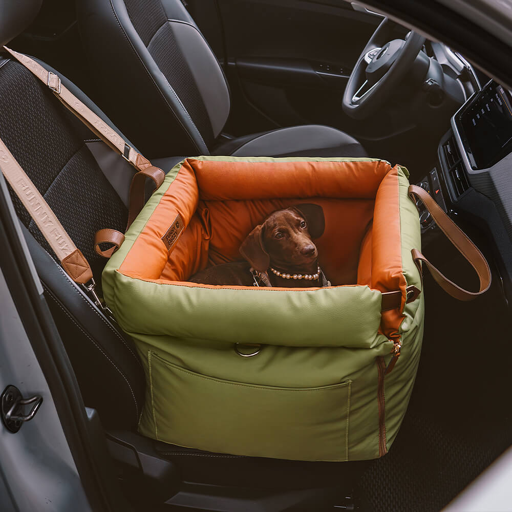 "Autositz Hundebett aus Kunstleder, dick gepolstert, in Grau, mit integrierter Leine für sicheren Hundetransport."