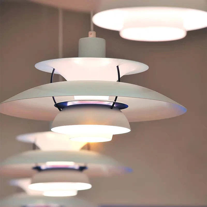 Moderne LED-Hängelampe mit Farbschirm für Innenräume