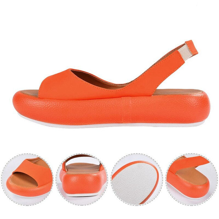 "Beige orthopädische Sandale mit luftigem Design, ideal für Sommerkomfort und Haltungskorrektur bei Damen."