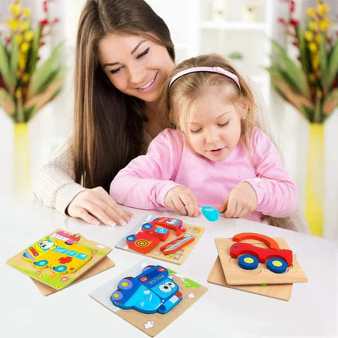Buntes Montessori-Tierpuzzle mit Bienen, Marienkäfern, Schmetterlingen; fördert Feinmotorik bei Kindern. Ideal und lehrreich.