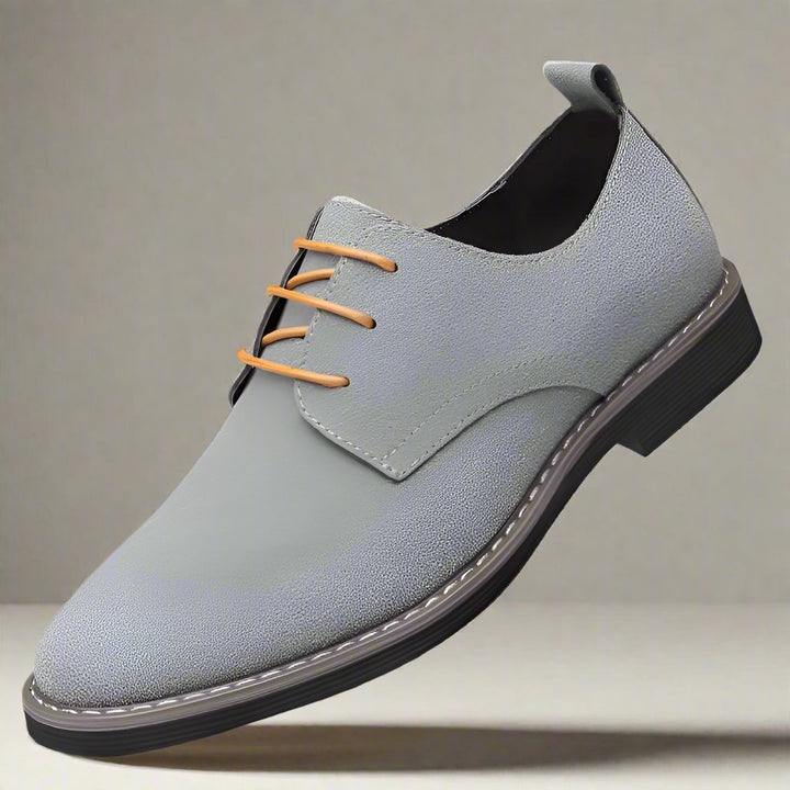 Wildleder-Herrenschuhe mit Schnürsenkeln - Eleganter Komfort
