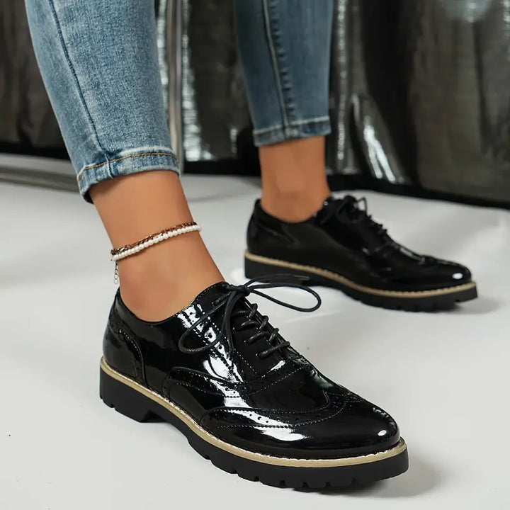 Damen Klobige Oxford Lackschuhe Stilvoll & Komfortabel