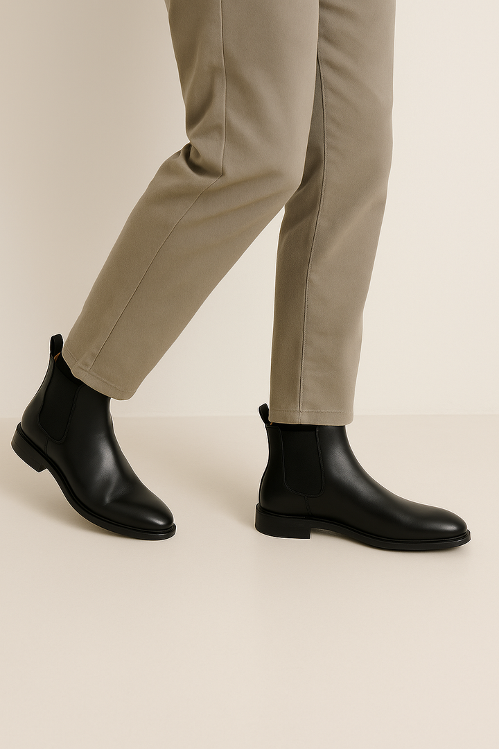 Chelsea Lederstiefel aus hochwertigem Leder, klassisches Design mit elastischen Einsätzen, rutschfeste Sohle, vielseitig.