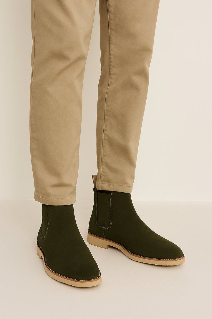 Chelsea Lederstiefel aus hochwertigem Leder, klassisches Design mit elastischen Einsätzen, rutschfeste Sohle, vielseitig.