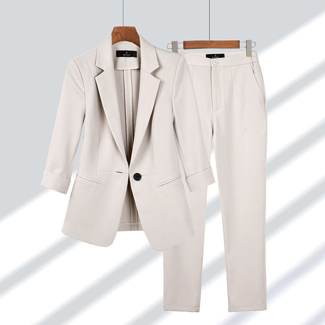"Damen Blazer- und Hosen-Set in Schwarz, elegante Passform, vielseitig für Büro und Abend, Größen XS bis 4XL verfügbar."