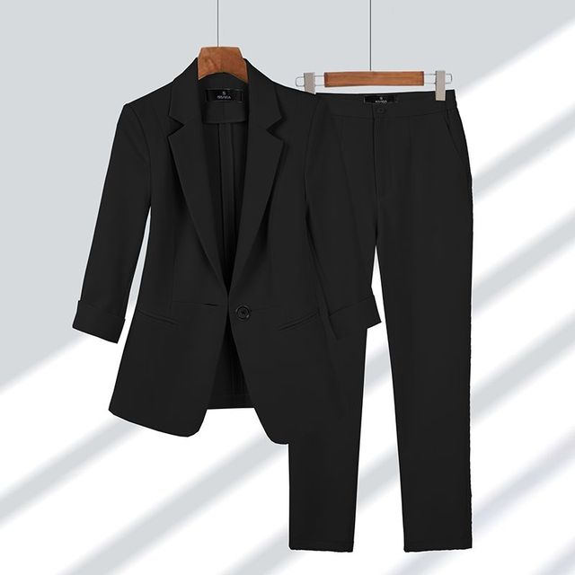 "Damen Blazer- und Hosen-Set in Schwarz, elegante Passform, vielseitig für Büro und Abend, Größen XS bis 4XL verfügbar."