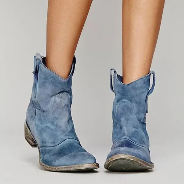 "Damen Lederstiefeletten Western-Stil, braun, mit abgerundetem Absatz und dekorativen Nähten, Vintage-Look."