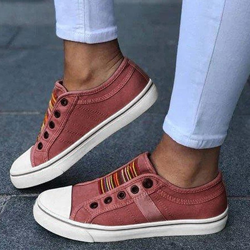 "Damen-Sneaker in Blau, atmungsaktiv und bequem, mit stoßdämpfender Sohle, ideal für Frühling und Outdoor-Aktivitäten."