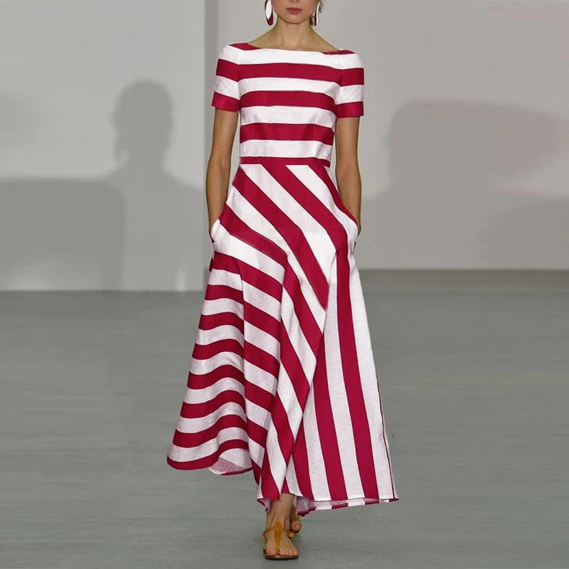 "Damenkleid Vera, eleganter Schnitt, modernes Design, hoher Tragekomfort, vielseitig für Alltag und besondere Anlässe."