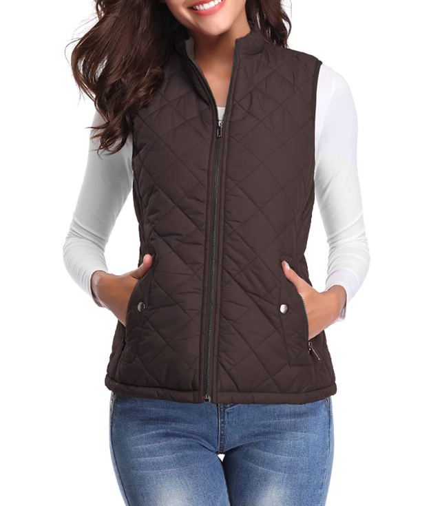 "Damenweste Herbst, leicht gefüttert, stilvoll, beige, Reißverschluss, perfekte Extraschicht, modisch, warm, elegant."