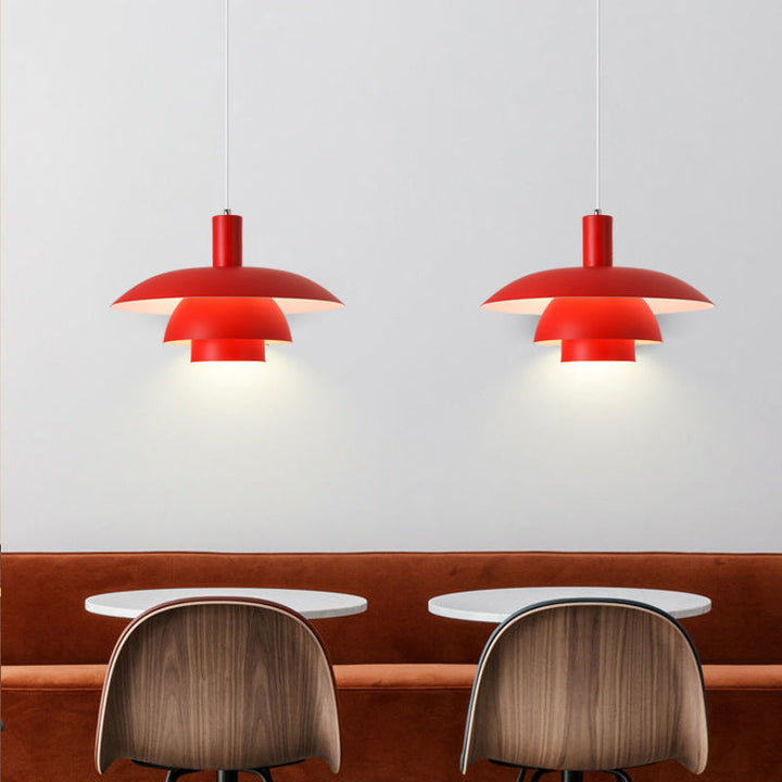 "Dänische Design-Hängeleuchte aus Metall und Glas, skandinavisches, minimalistisches Design, ideal für Essbereiche."