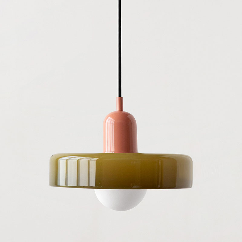 "Deckenleuchte skandinavischer Stil, handgefertigt, minimalistisches Design, gläserner Lampenschirm, elegante Beleuchtung."