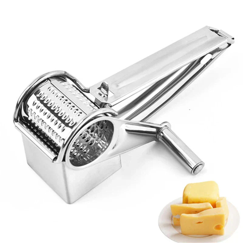 "Drehbare Käsereibe mit Handkurbel und Edelstahl-Trommeln, frontale Ansicht, ideal zum Reiben von Käse, Gemüse, Nüssen."