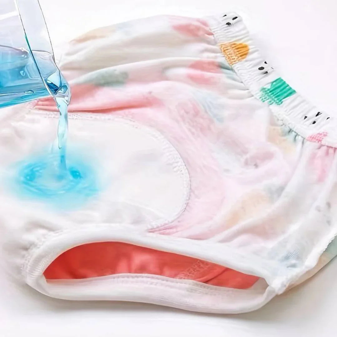 "Drei farbenfrohe Toilettentraining-Höschen mit Tiermotiven, ideal für Babys, bieten Komfort und fördern Selbstständigkeit."