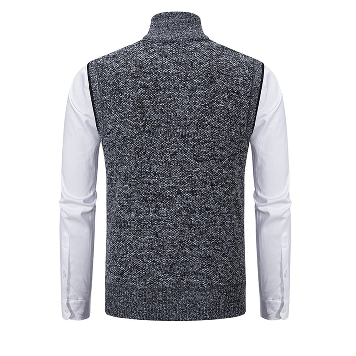 Dunkelgraue Strickweste Herren, ärmellos, modisch, über weißem Hemd, Rückansicht.