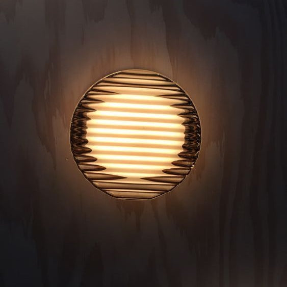 Moderne LED-Wandleuchte für Innen und Außen, Wechselndes Licht