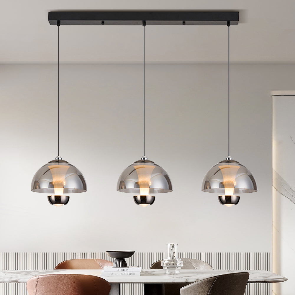 "Elegante 3-flammige Hängeleuchte mit bernsteinfarbenen Glasschirmen, ideal für moderne Küchen und Esszimmer, nordischer Stil