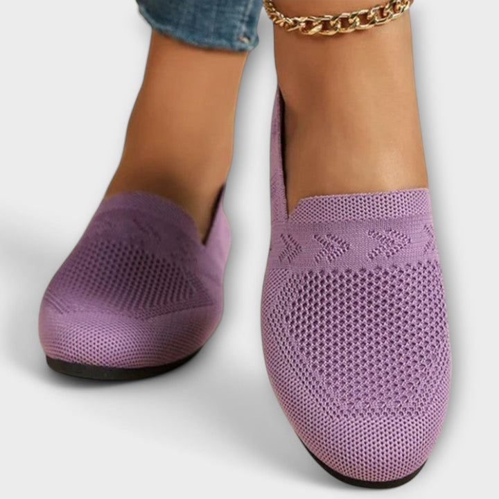 Elegante blaue Lederloafers für Damen, vielseitig und stilvoll, ideal für Büro oder besondere Anlässe.
