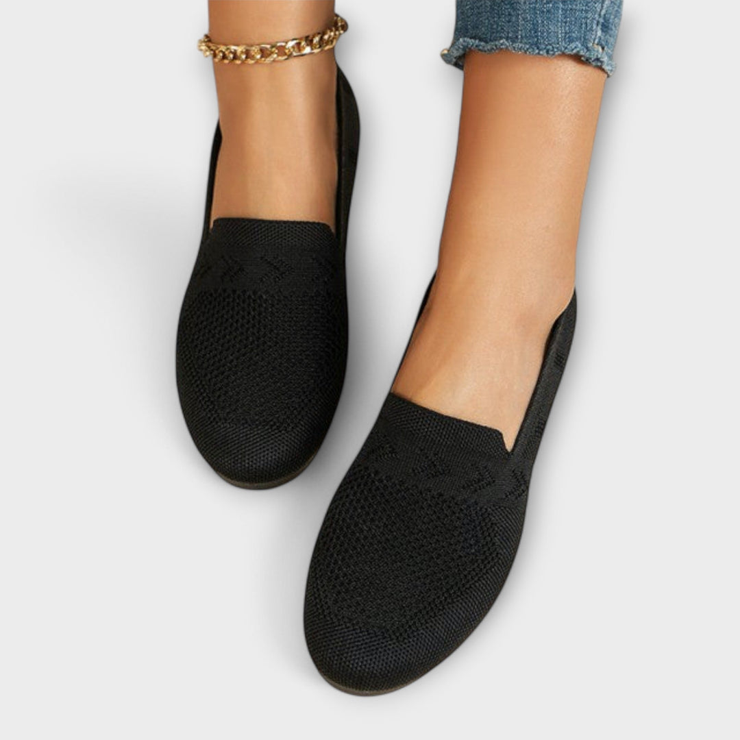 Elegante blaue Lederloafers für Damen, vielseitig und stilvoll, ideal für Büro oder besondere Anlässe.