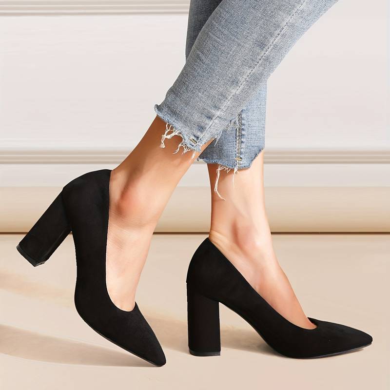 Elegante Damen High Heels aus Hirschleder, spitz zulaufend, in Königsblau. Ideal für Büro und Abendgarderobe.