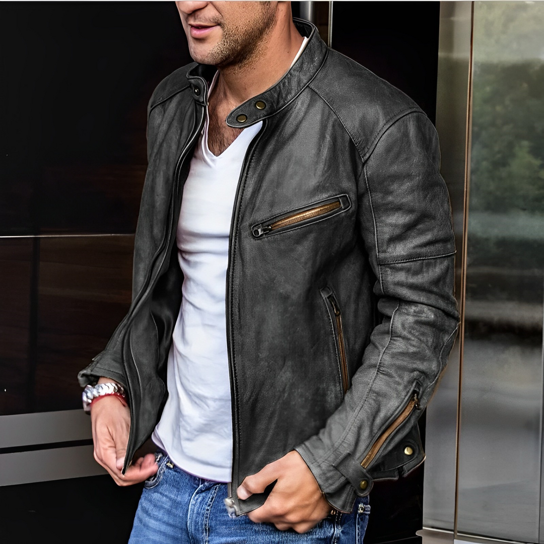 Elegante Damen-Lederjacke aus hochwertigem, bequemem Leder in klassischem Schnitt, perfekt für jede Jahreszeit.