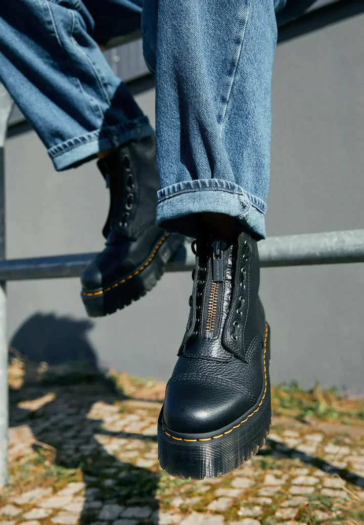 "Elegante Damen Lederschuhe mit dicker Sohle, robustes Design und vielseitiger Stil für jeden Anlass, hochwertiges Leder."