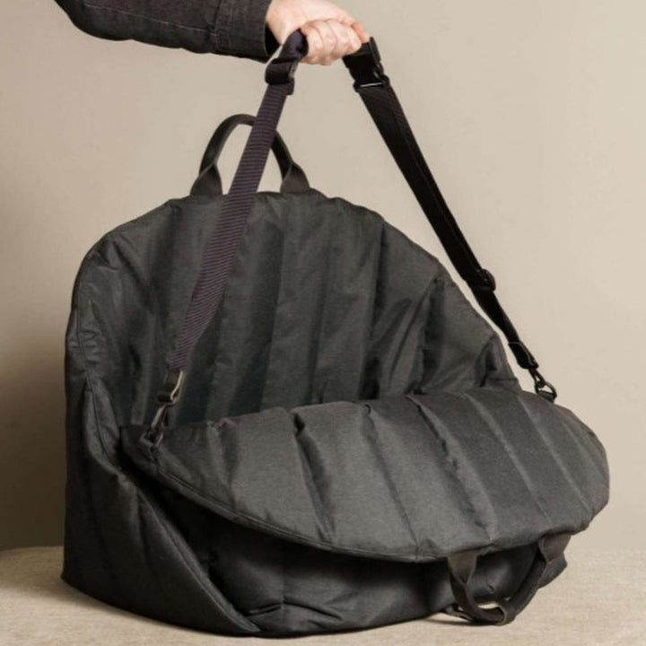 Elegante faltbare Haustier-Tragetasche, beige, mit weicher Polsterung und vielseitigen Tragemöglichkeiten für Stil und Komfor
