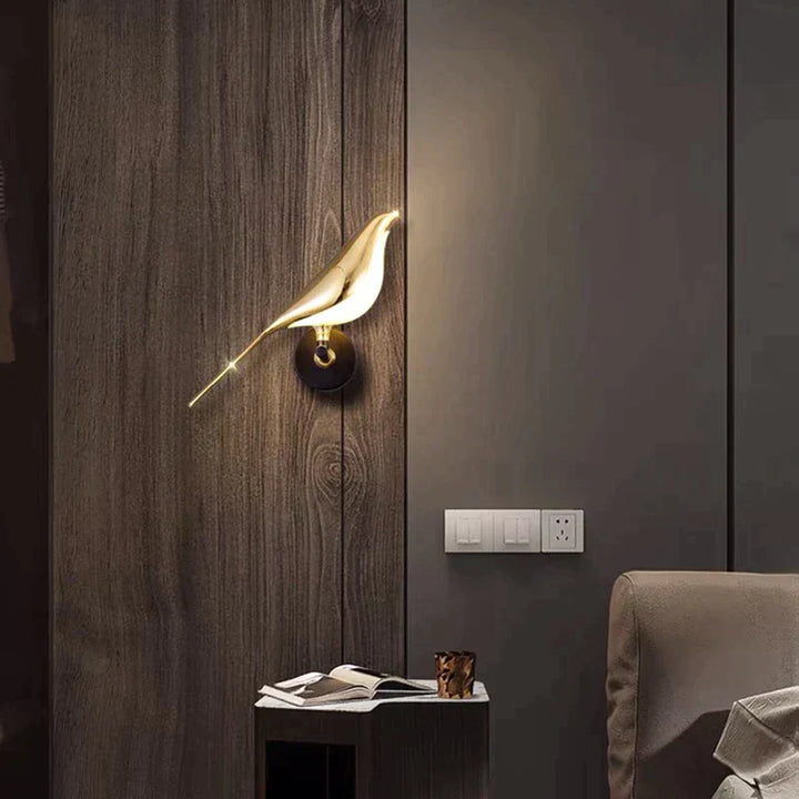"Elegante goldene LED-Vogel-Wandleuchte, nordisches Design, moderne Beleuchtung für Wohnzimmer oder Schlafzimmer."