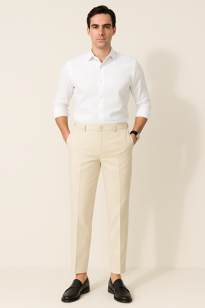 Elegante Herren Anzughose mit Bügelfalte, schmaler Schnitt, hochwertiges Material für stilvollen, komfortablen Look.