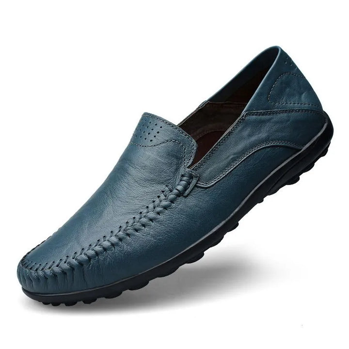"Elegante Herren-Loafer aus italienischem Leder, braun, mit flexibler Sohle und zeitlosem Design, ideal für stilvolle Anlässe