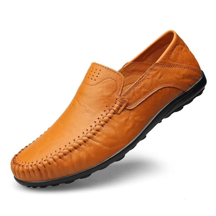 "Elegante Herren-Loafer aus italienischem Leder, braun, mit flexibler Sohle und zeitlosem Design, ideal für stilvolle Anlässe