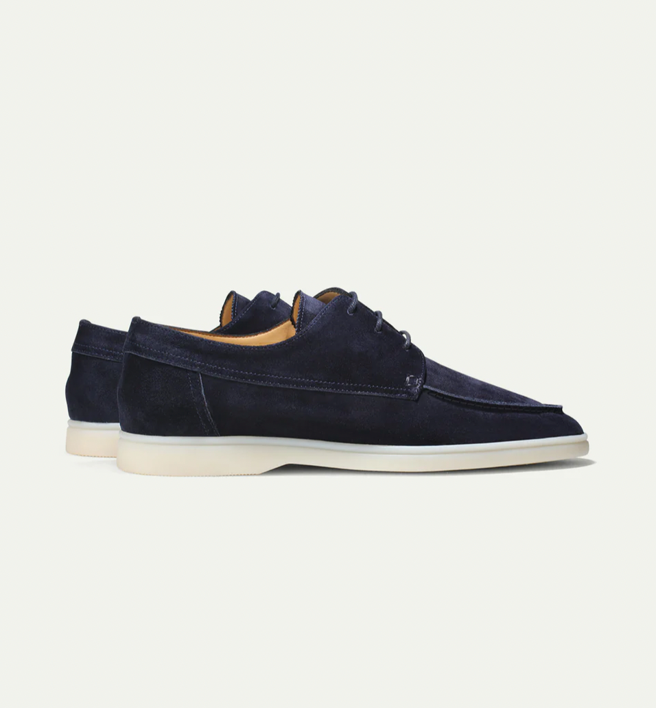 "Elegante Herren Loafer in Beige und Blau, stilvoll und bequem für Büro und Freizeit, hochwertig verarbeitet."