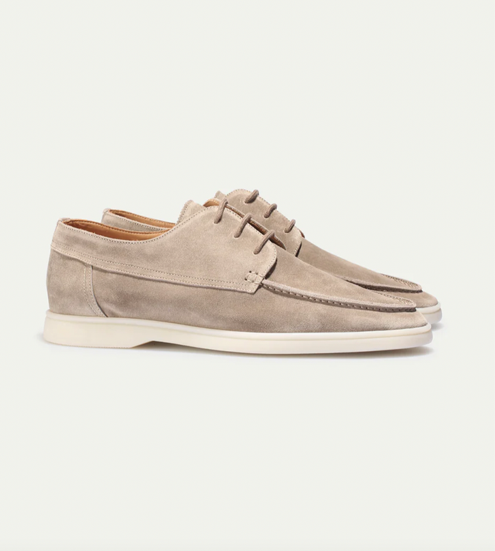 "Elegante Herren Loafer in Beige und Blau, stilvoll und bequem für Büro und Freizeit, hochwertig verarbeitet."