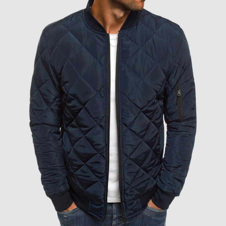 "Elegante Herren Übergangsjacke, stilvoll und warm, mit modischem Design, ideal für kalte Tage und vielseitig kombinierbar."