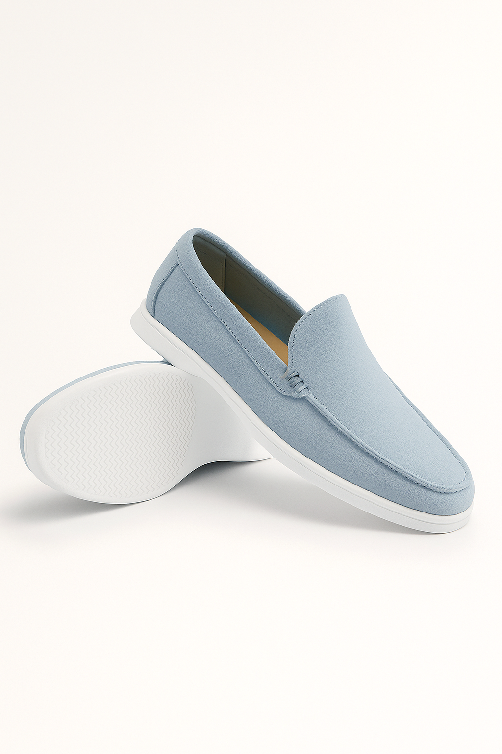 "Elegante Herren-Wildlederloafers mit weißer Sohle, weiches Material, zeitloses Slip-on-Design, ideal für Freizeitlooks."
