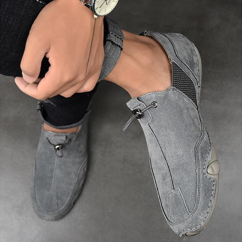 "Elegante Herrenschuhe aus Leder mit verstellbarer Nylonschnürung, perfekt für formelle und legere Anlässe."
