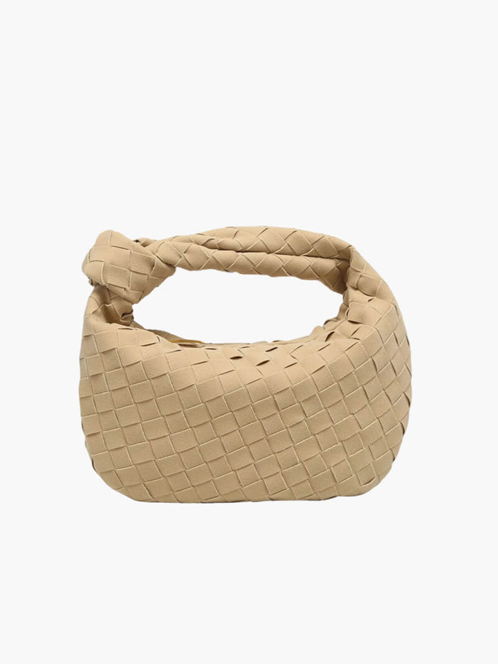 "Elegante Mini-Wildledertasche mit Woven Knot-Design und goldenen Akzenten, ideal für stilvolle Outfits."