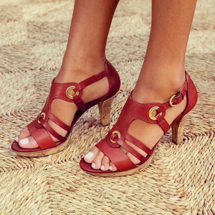 Elegante schwarze High-Heel Sandalen für Damen, hochhackig, komfortabel, mit klassischem Design, ideal für Alltag und Anlässe