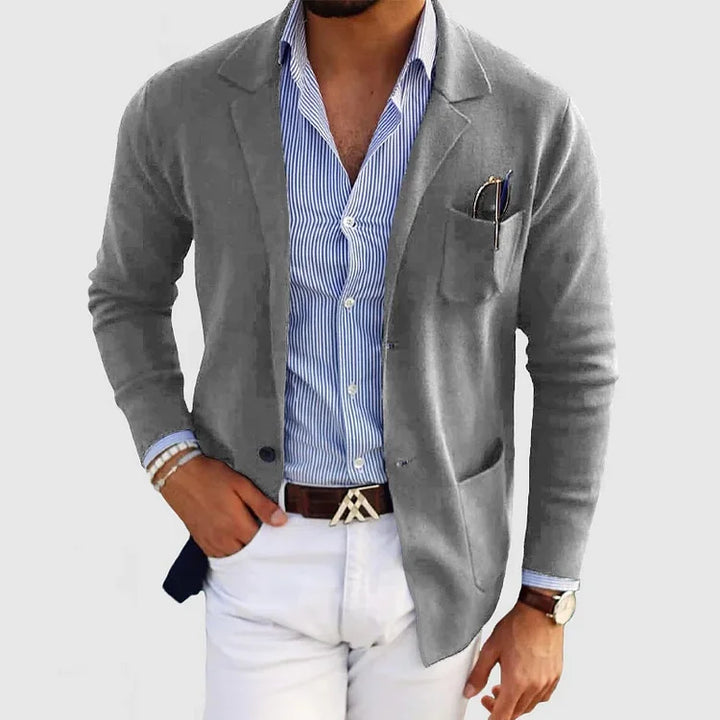 Elegante Strickjacke für Herren, braun, mit Reverskragen und Knöpfen, perfekt für Büro- und Alltagslook.