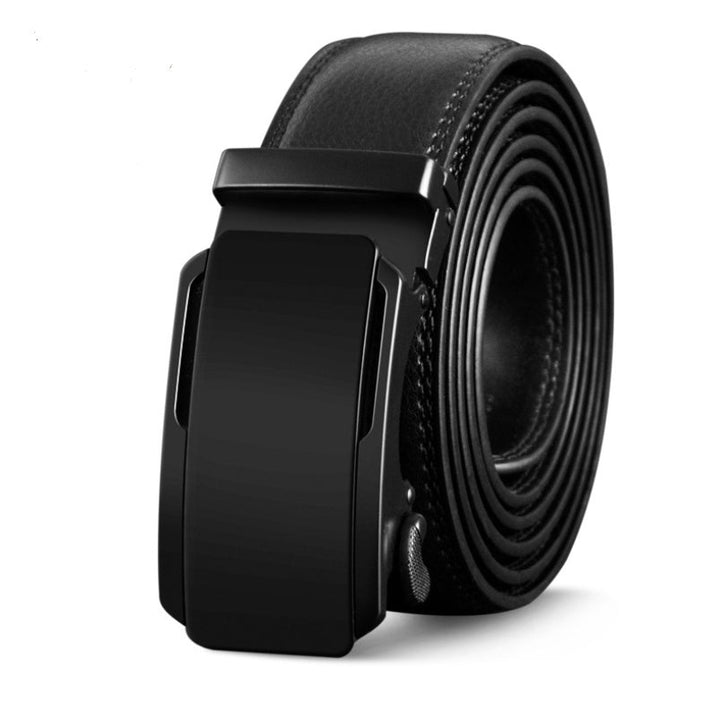 "Eleganter, automatischer Herrenledergürtel in Schwarz mit zeitlosem Design und präzisem Verschluss für stilvolle Outfits."