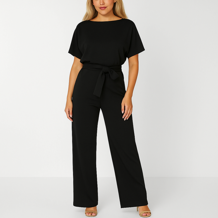 Eleganter Damen-Jumpsuit mit verstellbarem Krawatten-Gürtel und fließendem Stoff für stilvolle Anlässe und Freizeit.