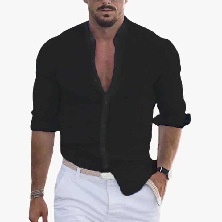 "Elegantes Herren Leinenhemd in hellem Blau, atmungsaktiv und knitterarm, ideal für stilvolle Sommerabende."