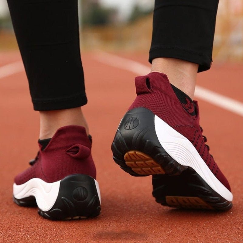 "Ergonomische Damen-Sneaker, atmungsaktiv, stilvoll, in Himmelblau; ideal für ganztägigen Komfort und Schmerzlinderung."