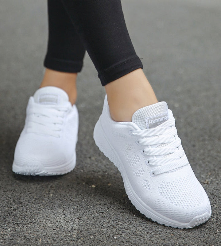 "Ergonomische Damen Sneaker, leicht, atmungsaktiv, mit extra großer Sohle, ideal für Komfort und stilvolle Freizeitlooks."