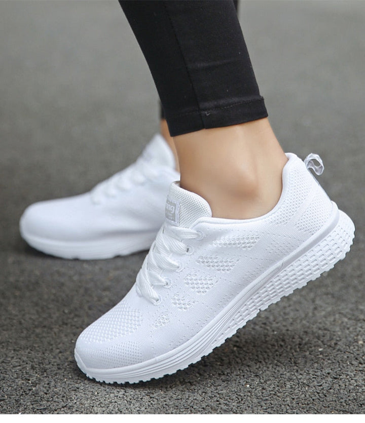 "Ergonomische Damen Sneaker, leicht, atmungsaktiv, mit extra großer Sohle, ideal für Komfort und stilvolle Freizeitlooks."