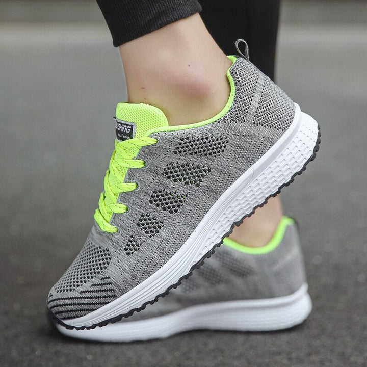 "Ergonomische Damen Sneaker, leicht, atmungsaktiv, mit extra großer Sohle, ideal für Komfort und stilvolle Freizeitlooks."