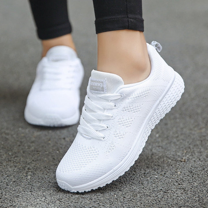 "Ergonomische Damen Sneaker, leicht, atmungsaktiv, mit extra großer Sohle, ideal für Komfort und stilvolle Freizeitlooks."