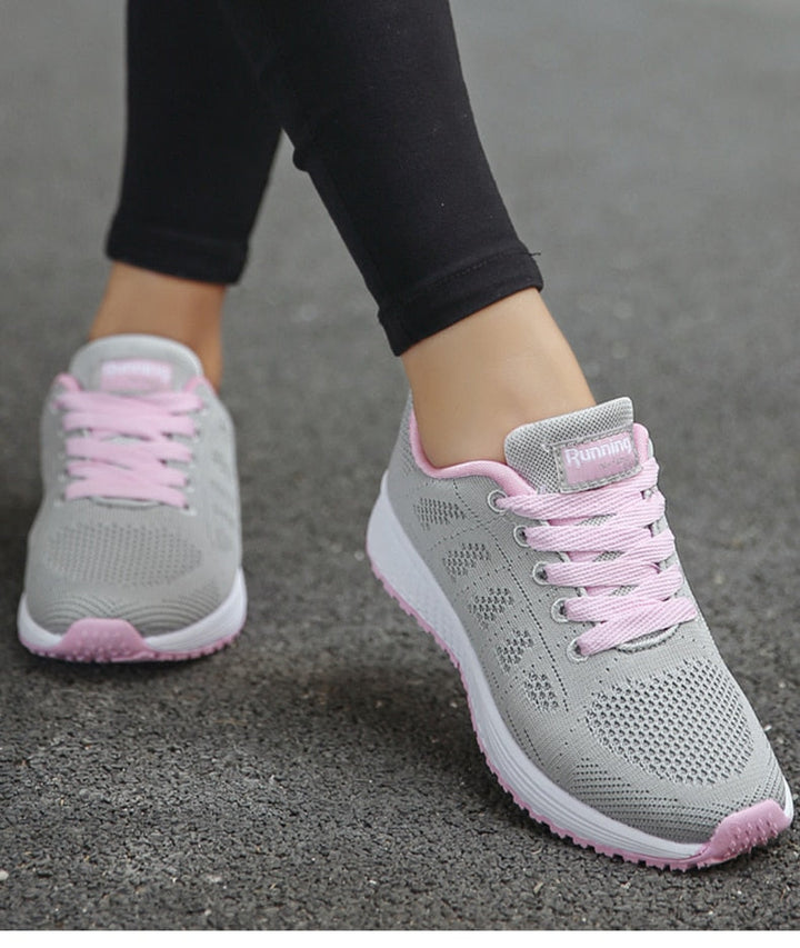"Ergonomische Damen Sneaker, leicht, atmungsaktiv, mit extra großer Sohle, ideal für Komfort und stilvolle Freizeitlooks."